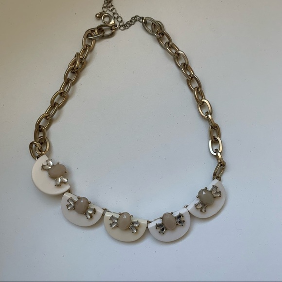 Fancy Mauve Necklace - Picture 4 of 5